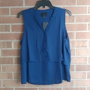 Lumiere | Sleeveless Partial Button Blouse